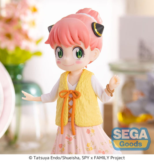 Spy × Family - Anya Forger Stylish Look Figure Sega Luminasta